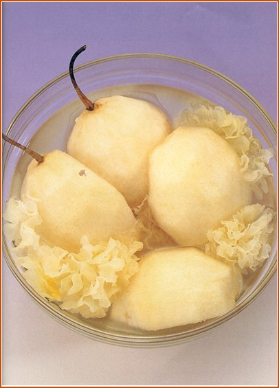 White fungus braise snow pear